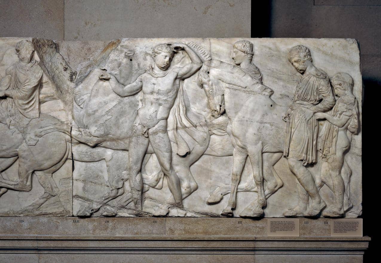 Marbre du Parthénon, sculpture grec, expression corps mouvement, histoire.